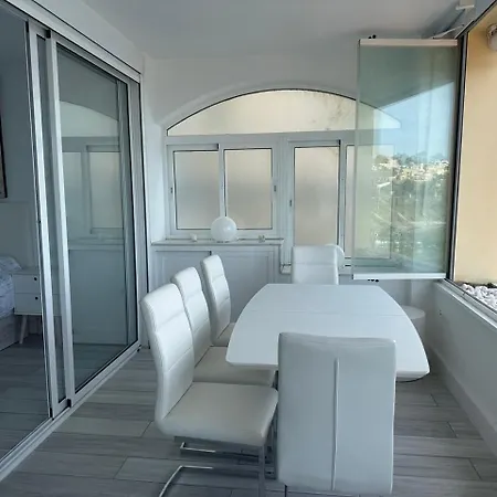3 Pieces Avec Terrasse Ouverte Vue