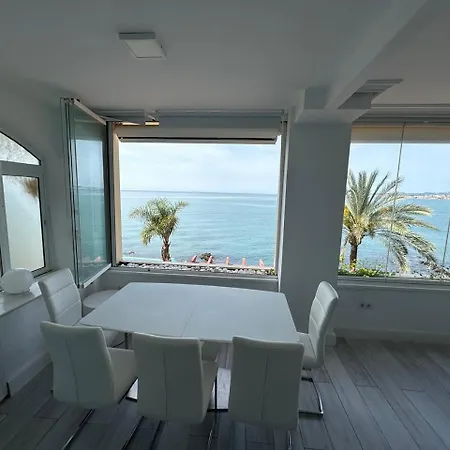 3 Pieces Avec Terrasse Ouverte Vue